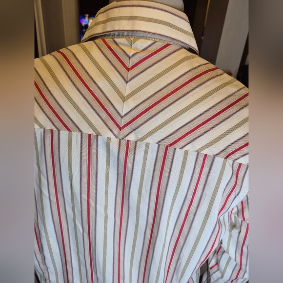 Kenneth Cole Dresses Shirt - Picture 2 of 10